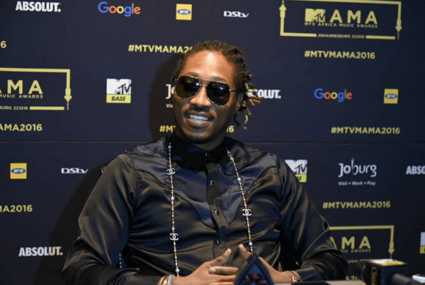 Future delivered a great performance of ‘Low Life’ and ‘F*ck Up Some Commas’ at the 2016 MAMAs.
